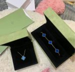 3奢饰品珠宝手链收到礼物梵克雅宝(我真的太喜欢蓝色啦)-喵神素材库