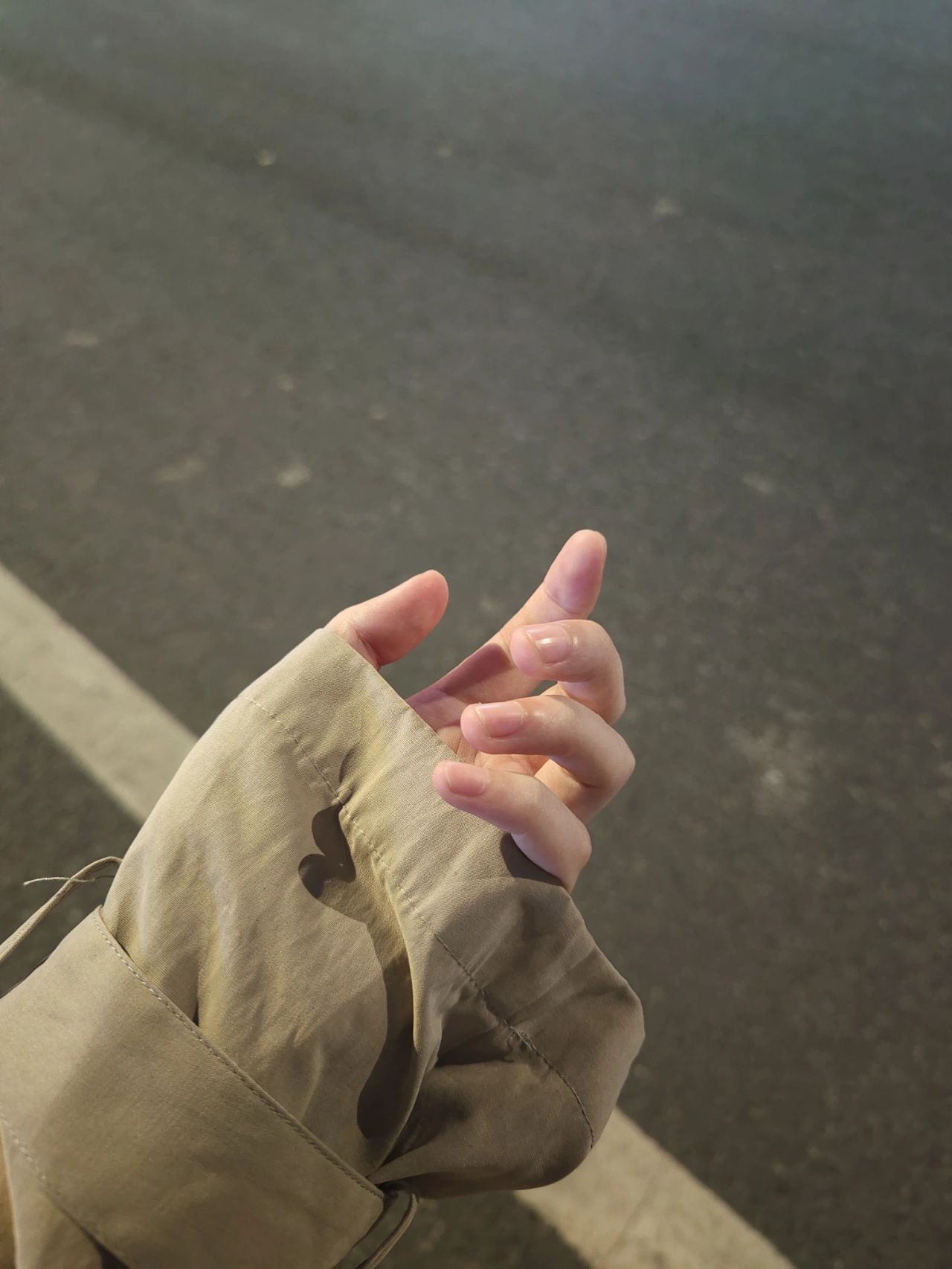 手手控穿搭(转凉，穿上了风衣)-喵神素材库