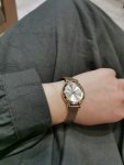 手表女表便宜平价质量好(因为平时需要个手表看时间所以想着入手一个后来发现同事带了他家的一款，还可以同事说平价且质量好，戴好几年了都没掉色一直在这款还是另一款之间犹豫后来选择了这个，因为这个便宜哈哈哈哈)-喵神素材库