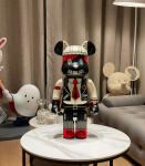 3模型手办积木熊bearbrick(安娜苏)-喵神素材库