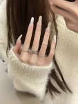 6手控美甲首饰显白(新入的一套戒指蝴蝶搭配小细圈美住)-喵神素材库