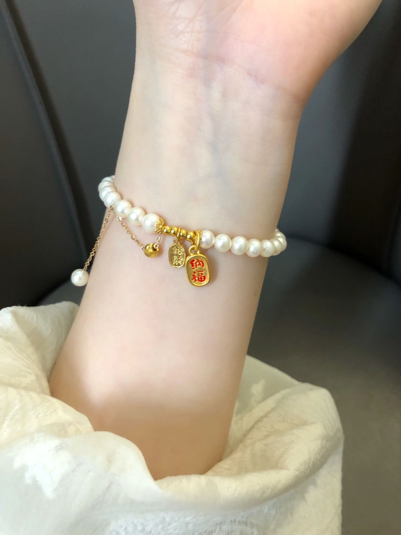 首饰黄金手链珠宝(这是什么神仙颜值的手链哇)-喵神素材库
