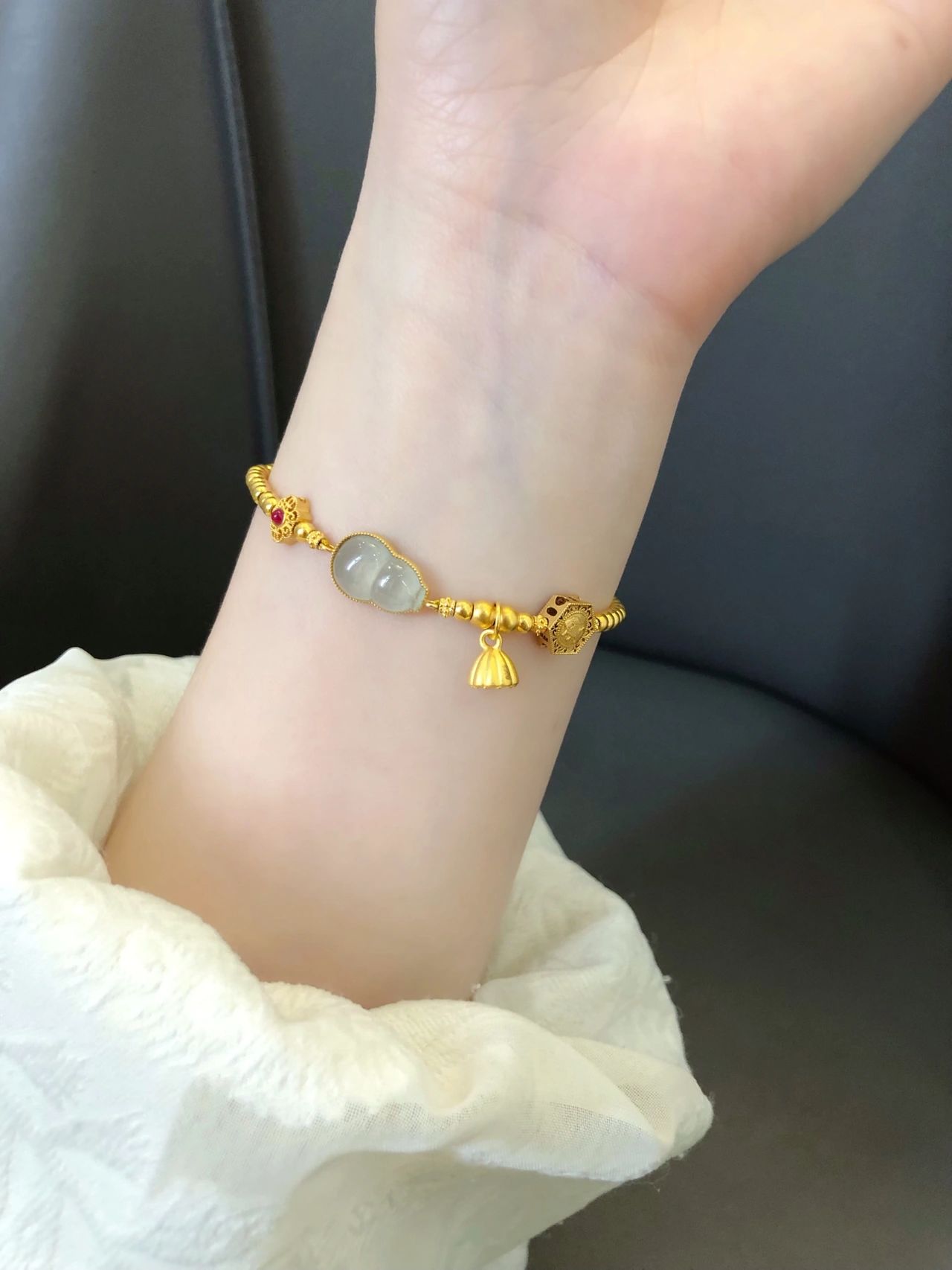 首饰黄金手链珠宝(超冰透得翡翠葫芦手链)-喵神素材库