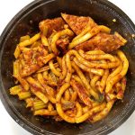 早餐米粉包子煎饺美食(我昨晚太馋了 太想吃新疆炒米粉了 就预订了今天最早的时间 没想到商家做好后 自己就给我送来了……唉 一大早就要做辣妹（不知道为什么这次的炒米粉一截一截的） )-喵神素材库